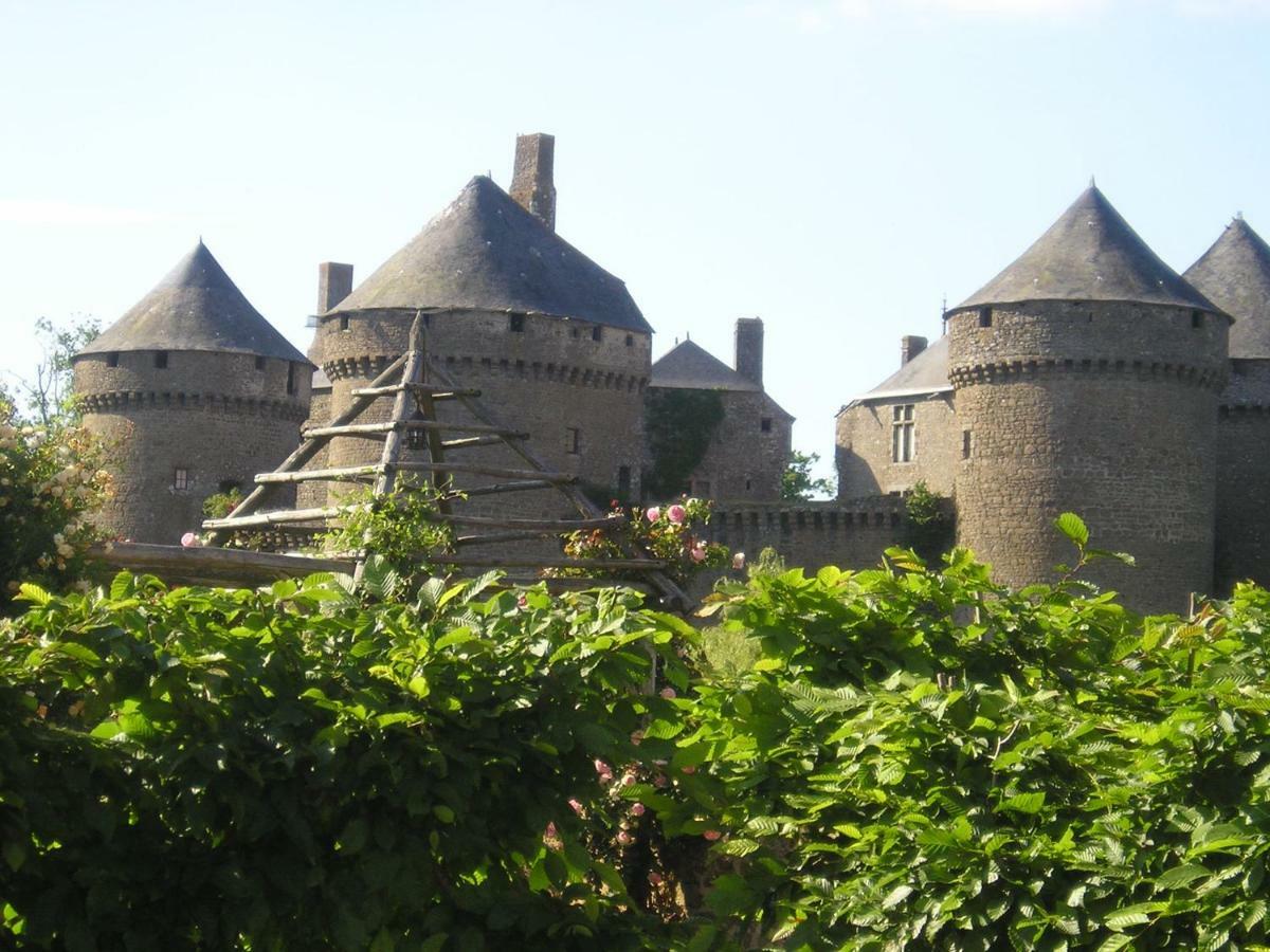 Lassay-les-Chateaux Chambres D'Hotes La Belle Taille מראה חיצוני תמונה